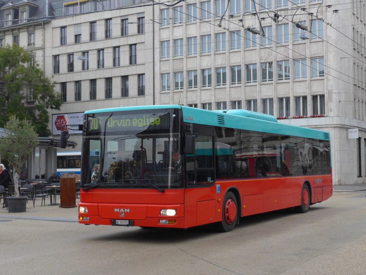 (166'346) - Funi-Car, Biel - Nr. 3/BE 100'203 - MAN am 24. Oktober 2015 in Biel, Zentralplatz
