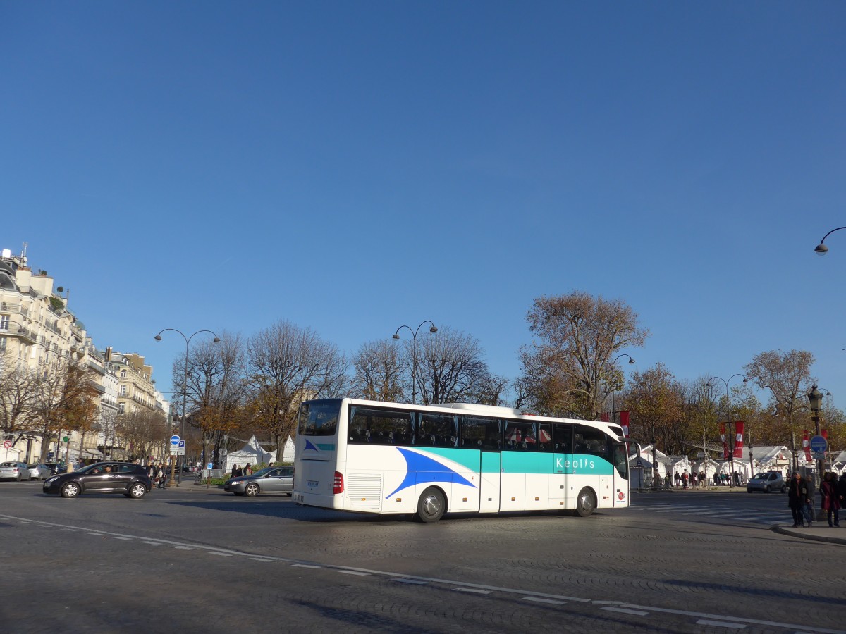 (166'664) - Keolis, Paris - Nr. 126'031/CN 115 JR - Mercedes am 15. November 2015 in Paris, Champs-Elyses