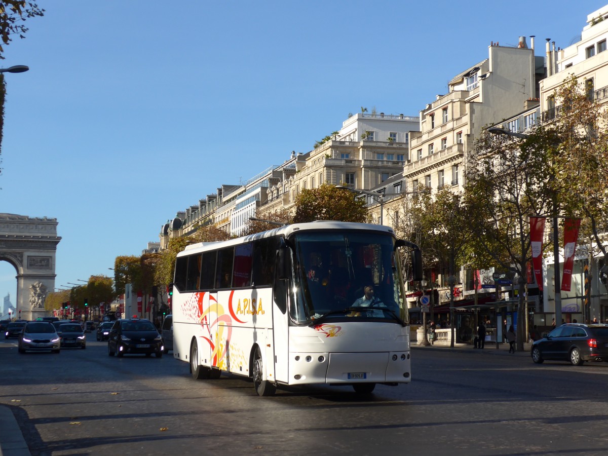 (166'669) - Aus Italien: A.P.I.S.A. - EB-909 JF - Bova am 15. November 2015 in Paris, Champs-Elyses