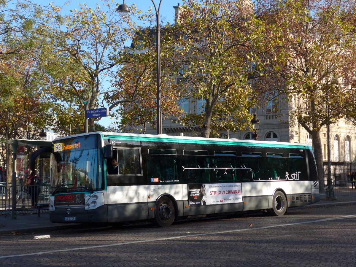 (166'675) - RATP Paris - Nr. 8786/DA 307 CF - Irisbus am 15. November 2015 in Paris, Arc de Triomphe