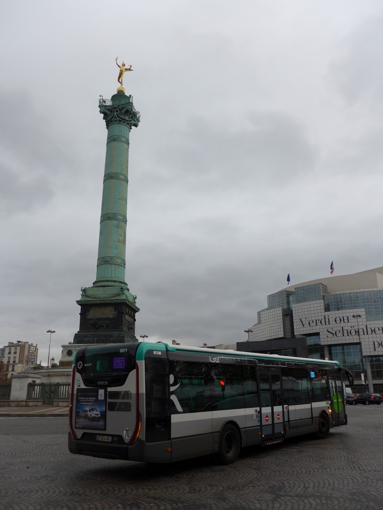 (166'795) - RATP Paris - Nr. 8871/DT 474 AK - Iveco am 16. November 2015 in Paris, Bastille