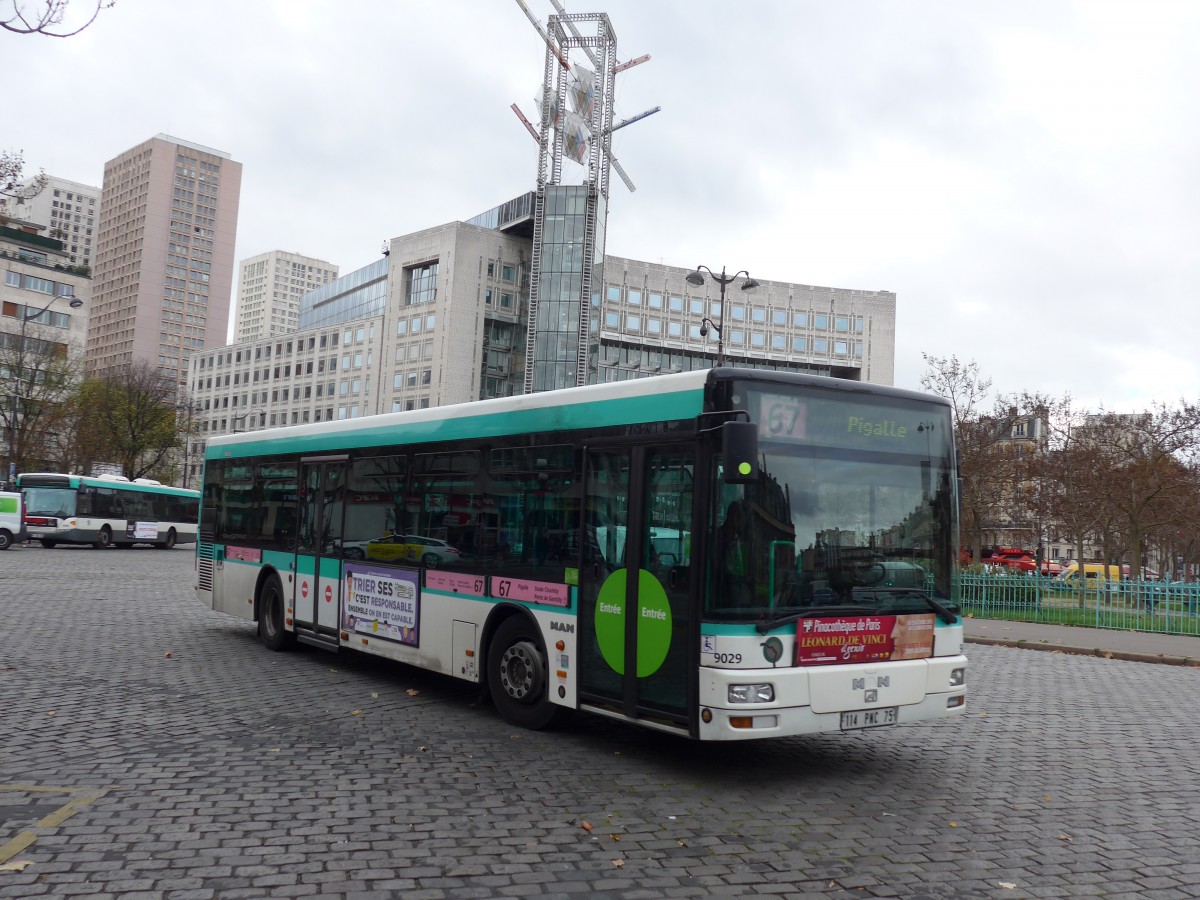 (166'860) - RATP Paris - Nr. 9029/114 PNC 75 - MAN am 16. November 2015 in Paris, Place d'Italie