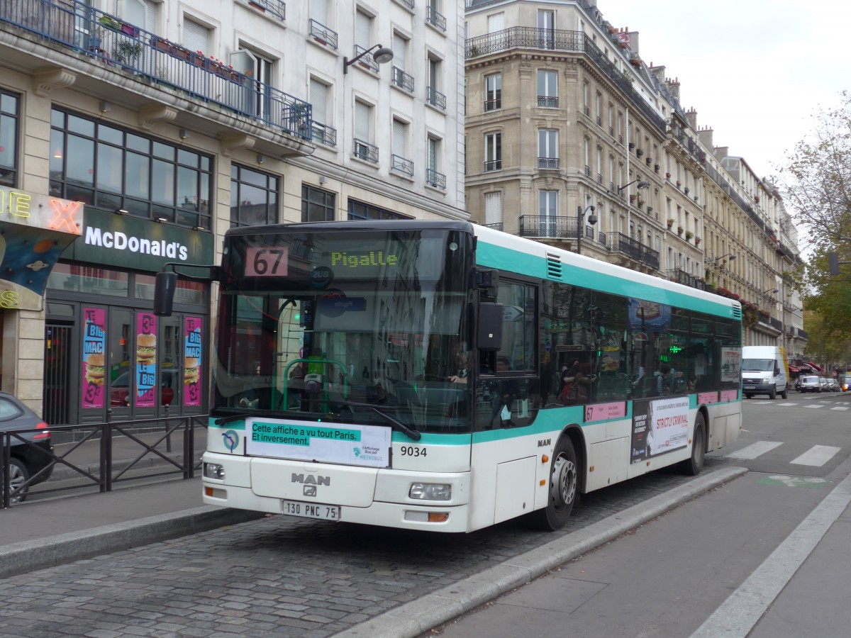 (167'138) - RATP Paris - Nr. 9034/130 PNC 75 - MAN am 17. November 2015 in Paris, Pigalle
