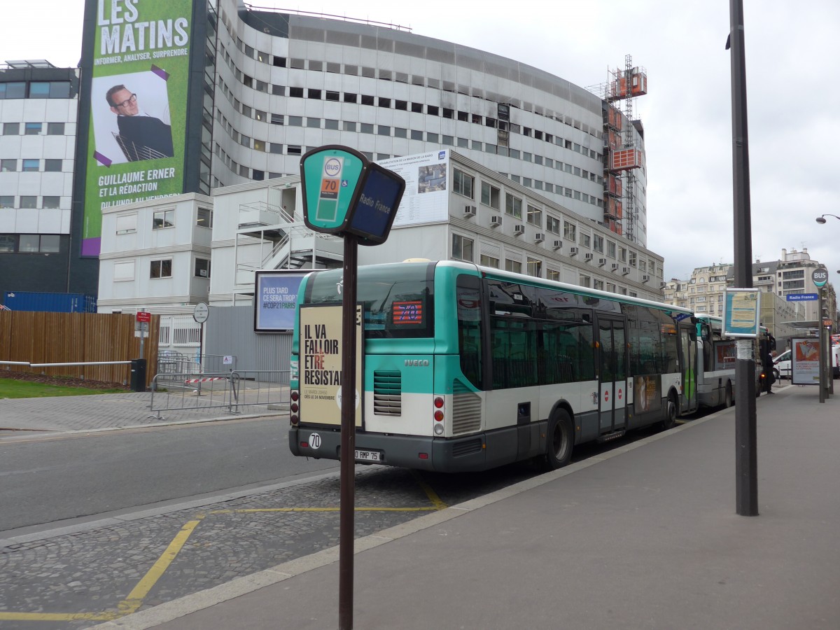 (167'196) - RATP Paris - Nr. 3407/90 RMP 75 - Irisbus am 17. November 2015 in Paris, Radio France