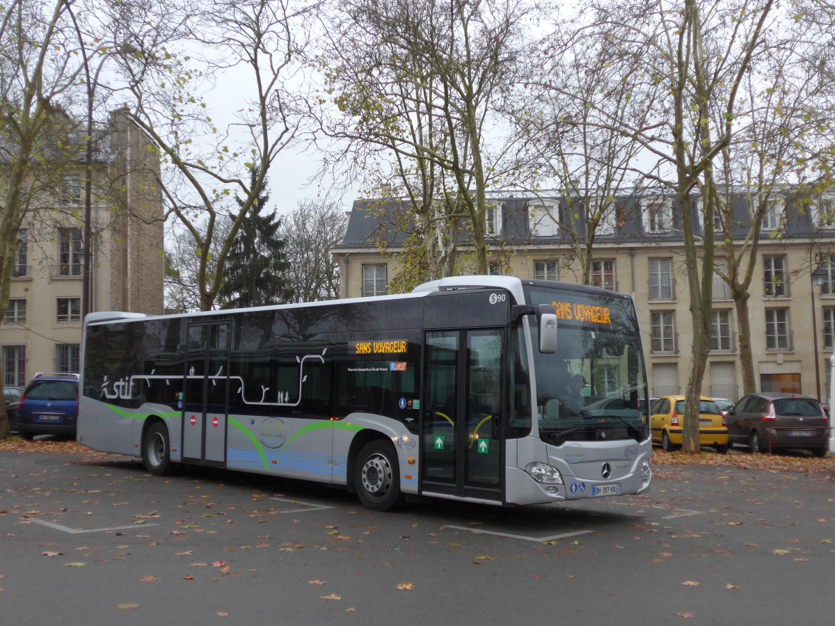 (167'224) - STAVO, Pleasure - Nr. S90/DH 317 KK - Mercedes am 17. November 2015 in Versailles, Chteau