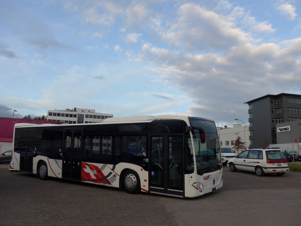 (167'434) - EvoBus, Kloten - Mercedes am 19. November 2015 in Kloten, EvoBus