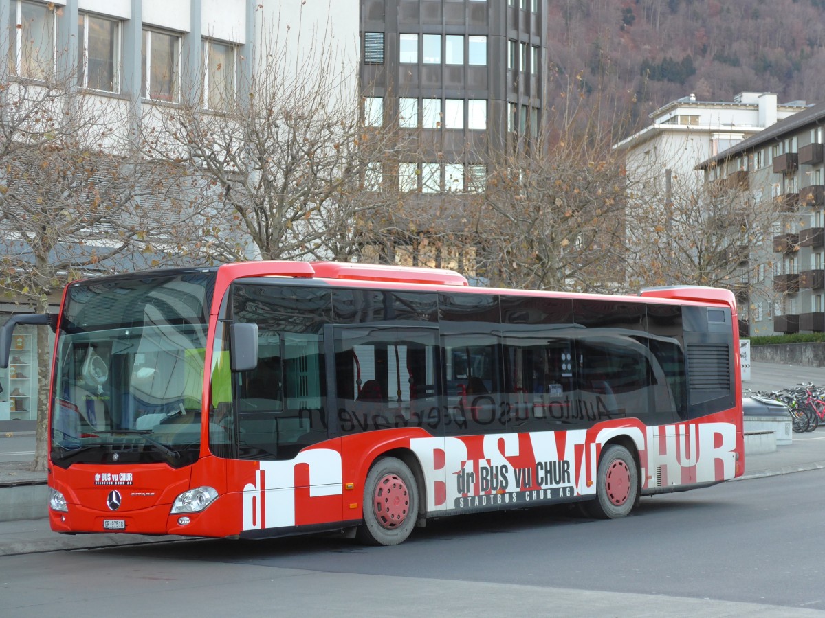 (168'009) - SBC Chur - Nr. 18/GR 97'518 - Mercedes am 26. Dezember 2015 beim Bahnhof Chur