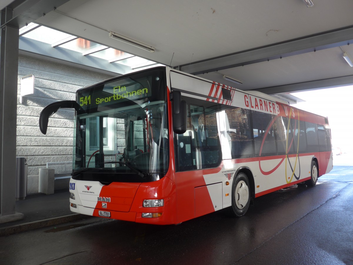 (168'203) - AS Engi - Nr. 3/GL 7703 - MAN am 1. Januar 2016 beim Bahnhof Schwanden