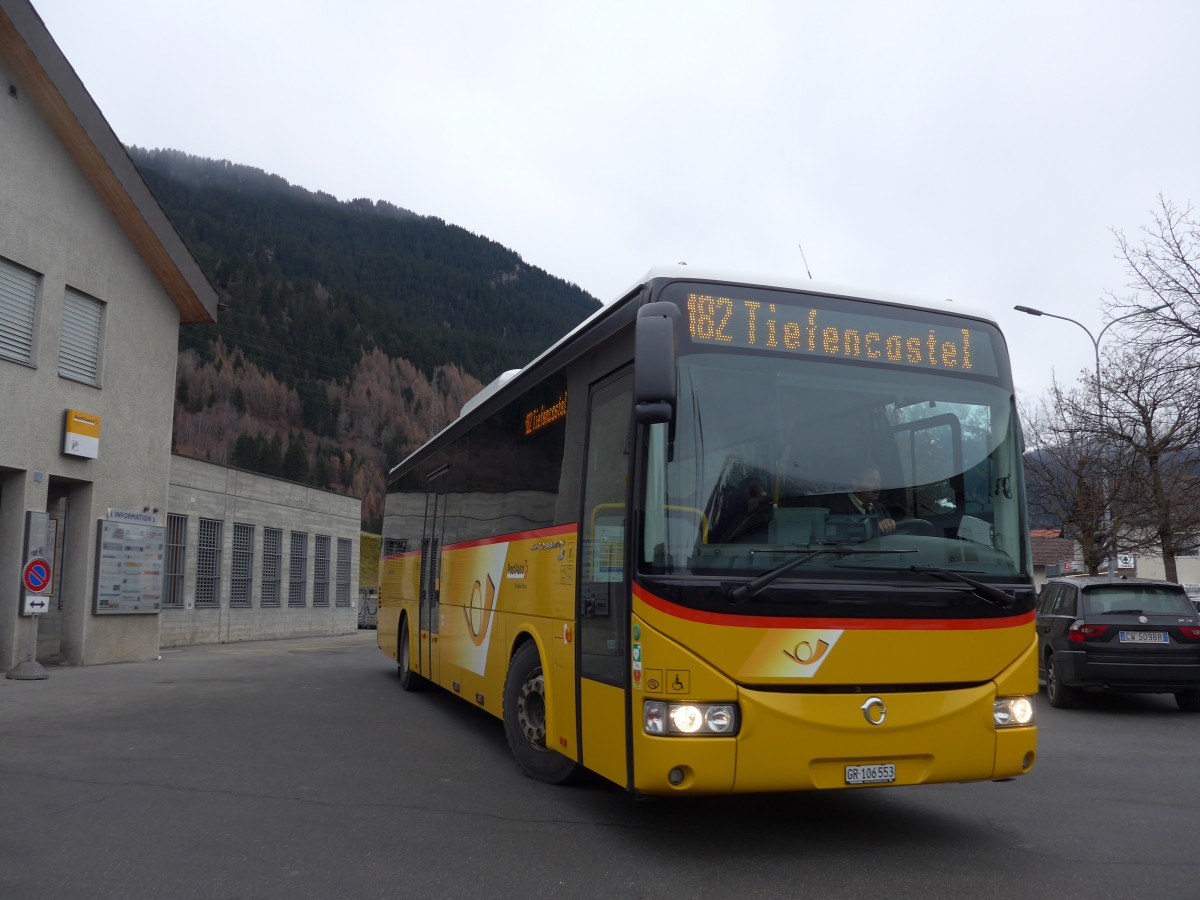 (168'239) - PostAuto Graubnden - GR 106'553 - Irisbus am 2. Januar 2016 in Savognin, Post