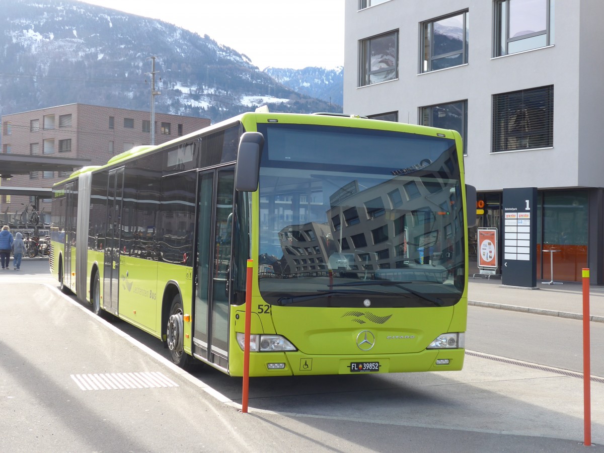 (168'997) - Aus Liechtenstein: LBA Vaduz - Nr. 52/FL 39'852 - Mercedes am 27. Februar 2016 beim Bahnhof Sargans