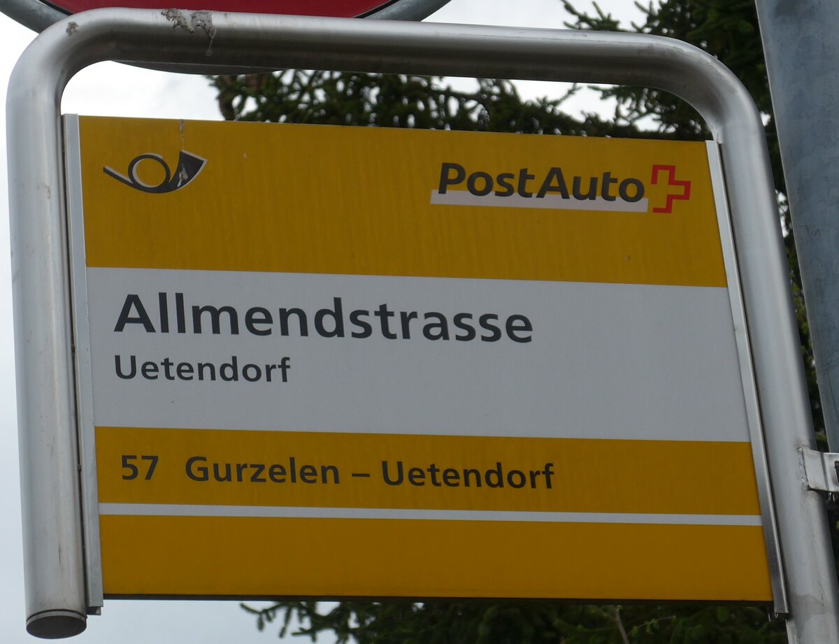 (170'142) - PostAuto-Haltestellenschild - Uetendorf, Allmendstrasse - am 16. April 2016