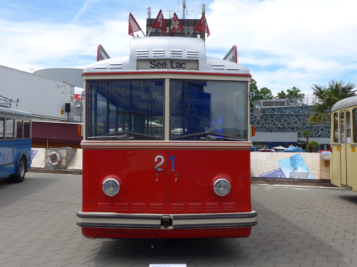 (171'325) - VB Biel - Nr. 21 - Berna/Hess Trolleybus am 22. Mai 2016 in Luzern, Verkehrshaus