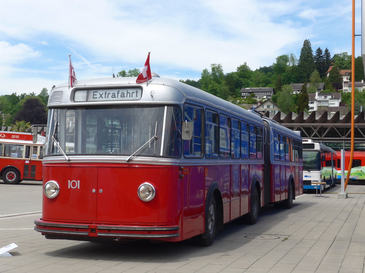 (171'350) - VW Winterthur - Nr. 101 - FBW/SWS Gelenktrolleybus am 22. Mai 2016 in Luzern, Verkehrshaus