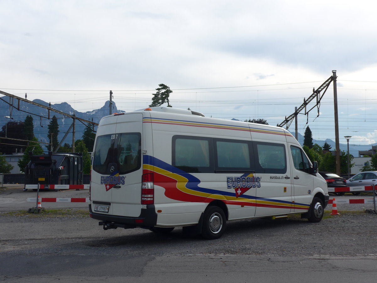 (171'660) - Eurobus, Bern - Nr. 7/BE 379'907 - Mercedes am 7. Juni 2016 in Thun, Rosenau