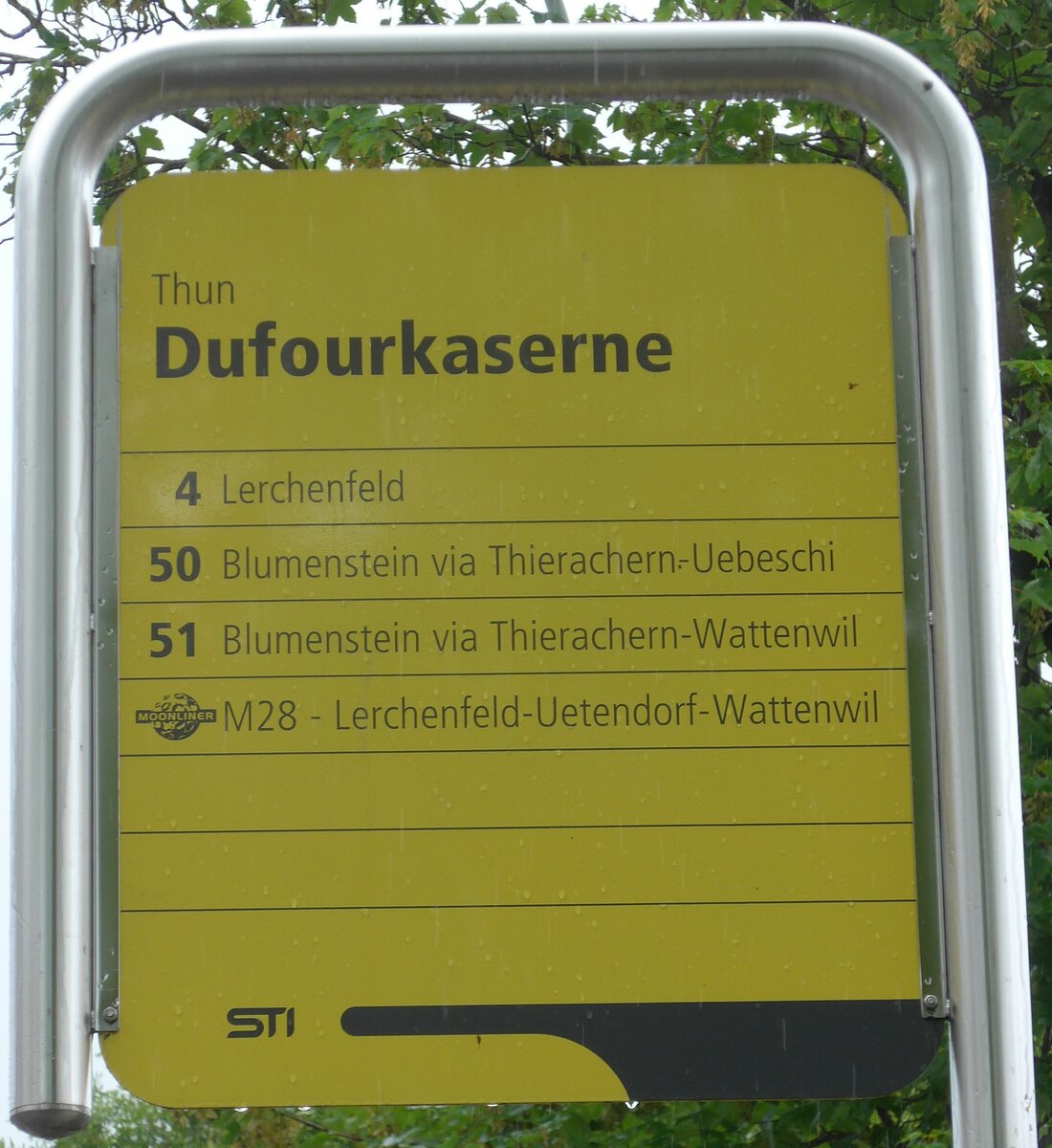 (171'918) - STI-Haltestellenschild - Thun, Dufourkaserne - am 19. Juni 2016
