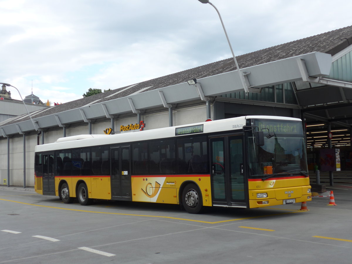 (172'191) - PostAuto Bern - Nr. 651/BE 601'341 - MAN am 25. Juni 2016 in Bern, Postautostation