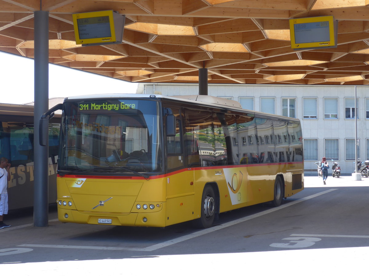 (172'705) - PostAuto Wallis - Nr. 31/VS 449'945 - Volvo (ex PostAuto Ostschweiz) am 3. Juli 2016 beim Bahnhof Sion