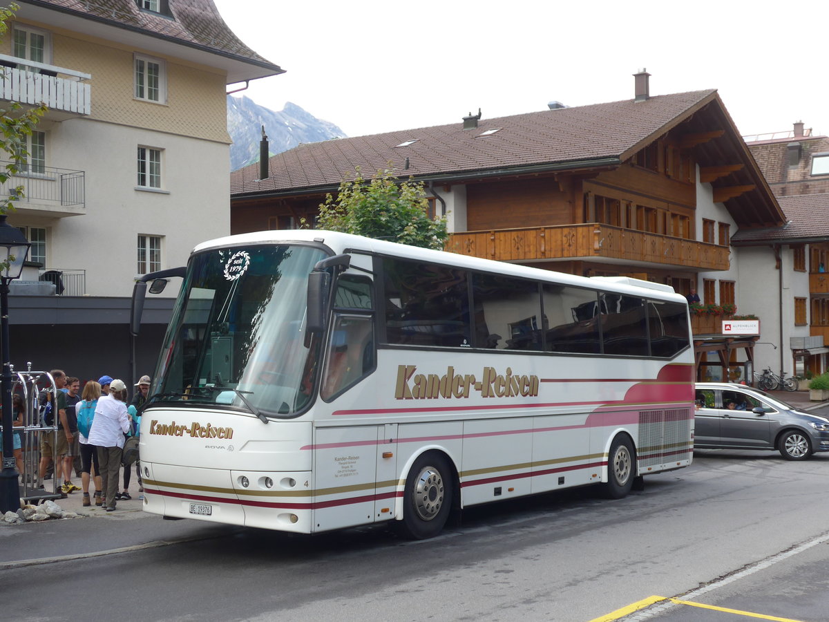 (173'403) - Kander-Reisen, Frutigen - Nr. 4/BE 19'376 - Bova am 31. Juli 2016 beim Autobahnhof Adelboden