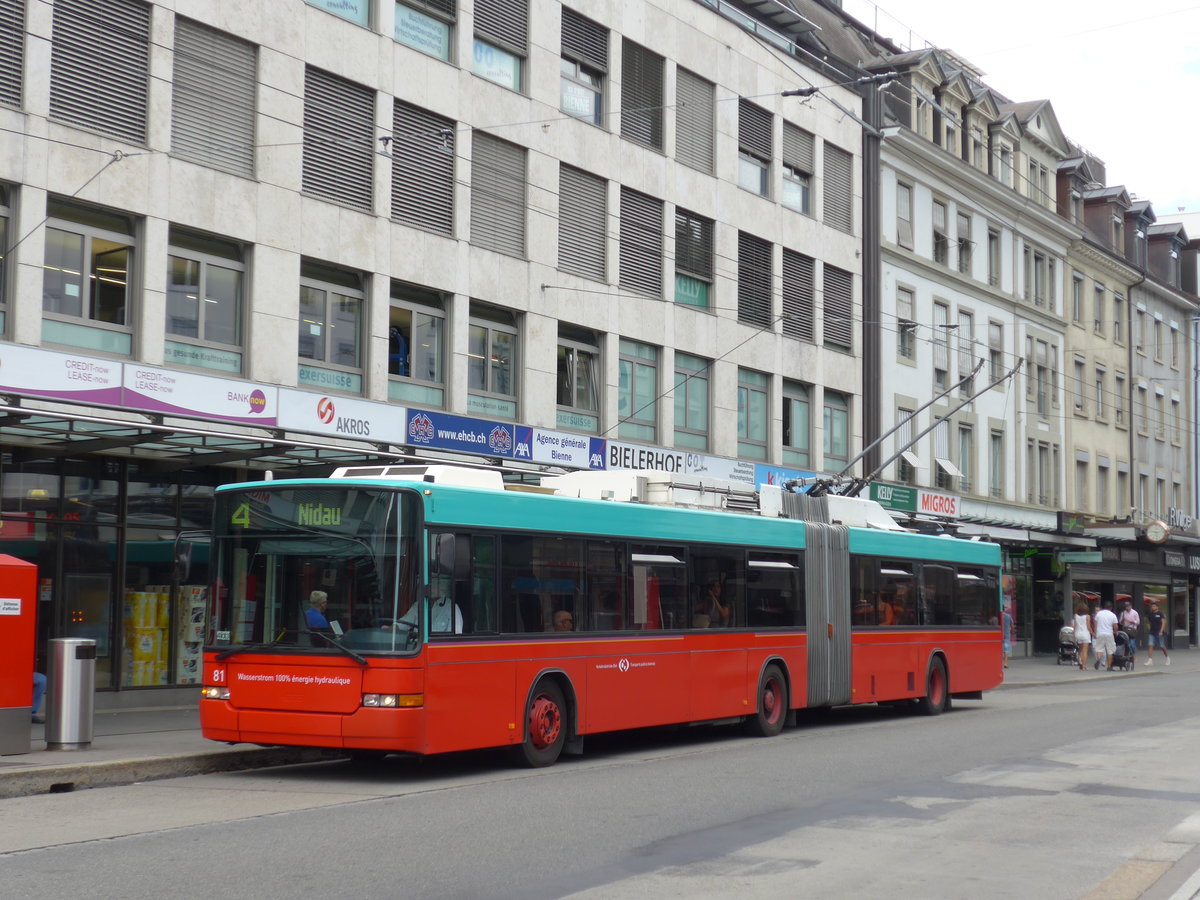 (173'609) - VB Biel - Nr. 81 - NAW/Hess Gelenktrolleybus am 1. August 2016 in Biel, Guisanplatz