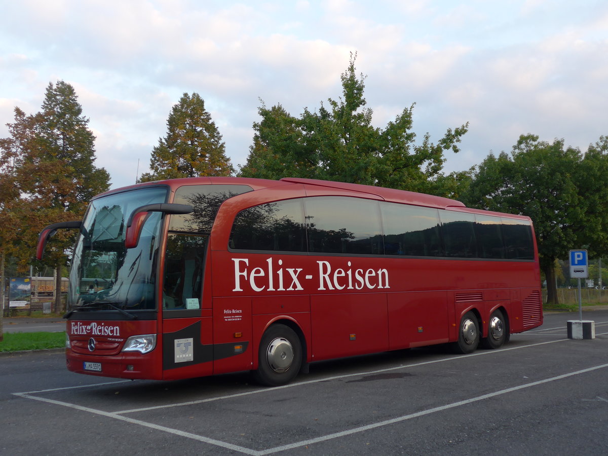 (175'204) - Aus Deutschland: Felix-Reisen, Kln - Nr. 3/K-MA 5591 - Mercedes am 26. September 2016 in Thun, Seestrasse
