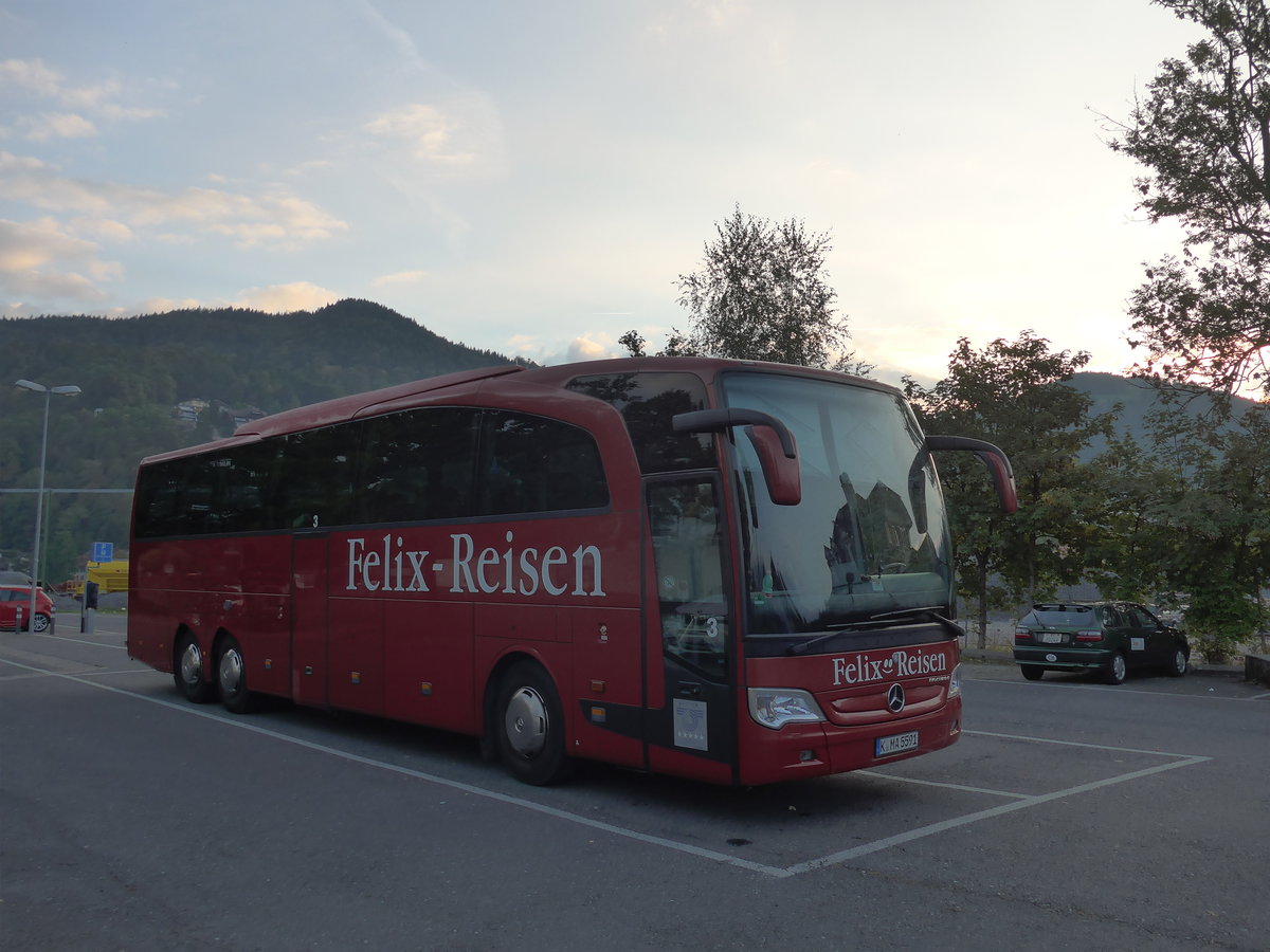 (175'205) - Aus Deutschland: Felix-Reisen, Kln - Nr. 3/K-MA 5591 - Mercedes am 26. September 2016 in Thun, Seestrasse