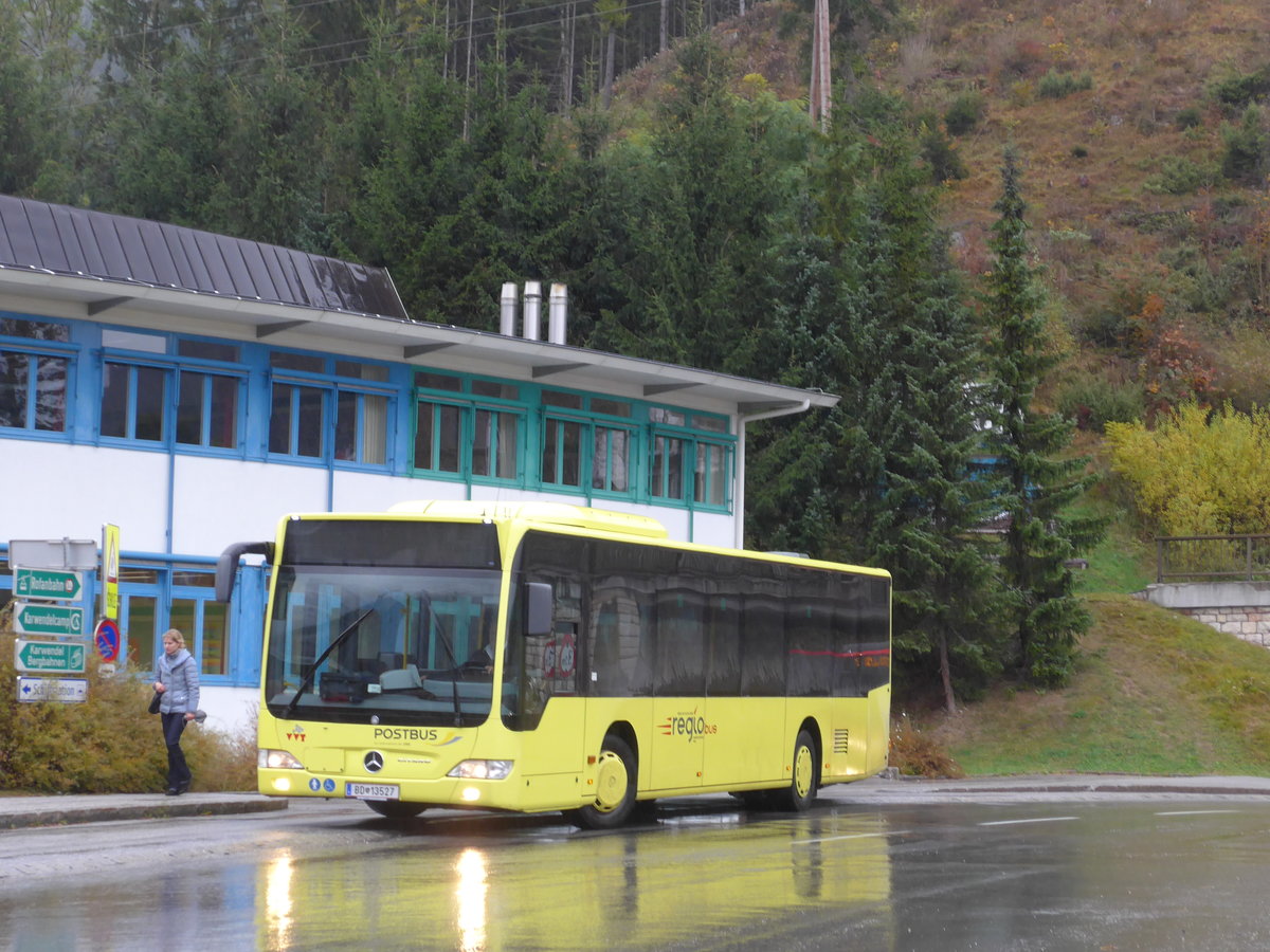 (175'911) - PostBus - BD 13'527 - Mercedes am 19. Oktober 2016 in Maurach, Mittelschule