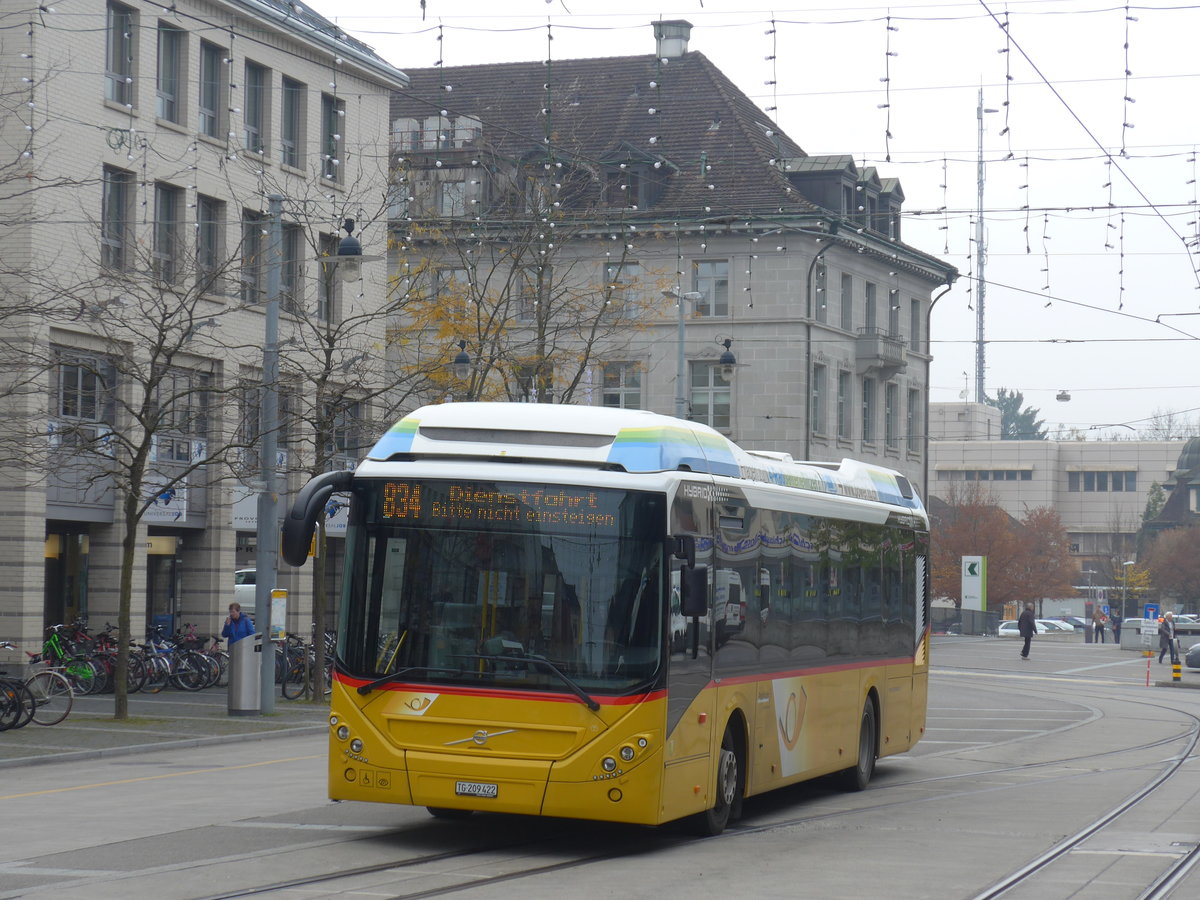 (176'493) - PostAuto Ostschweiz - TG 209'422 - Volvo am 4. November 2016 beim Bahnhof Frauenfeld