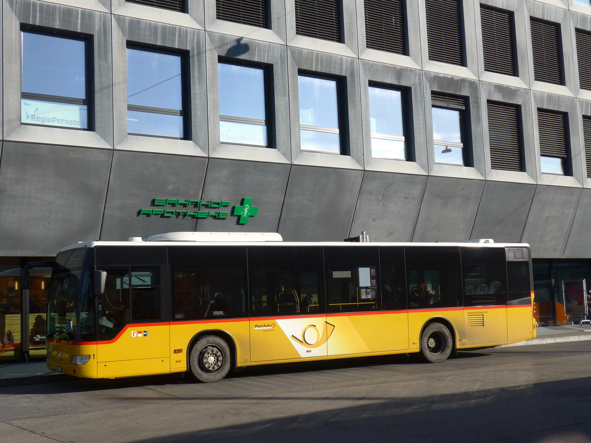 (176'868) - Schumacher, Metzerlen (PostAuto Nordschweiz) - Nr. 1/BL 167'332 - Mercedes am 5. Dezember 2016 beim Bahnhof Liestal
