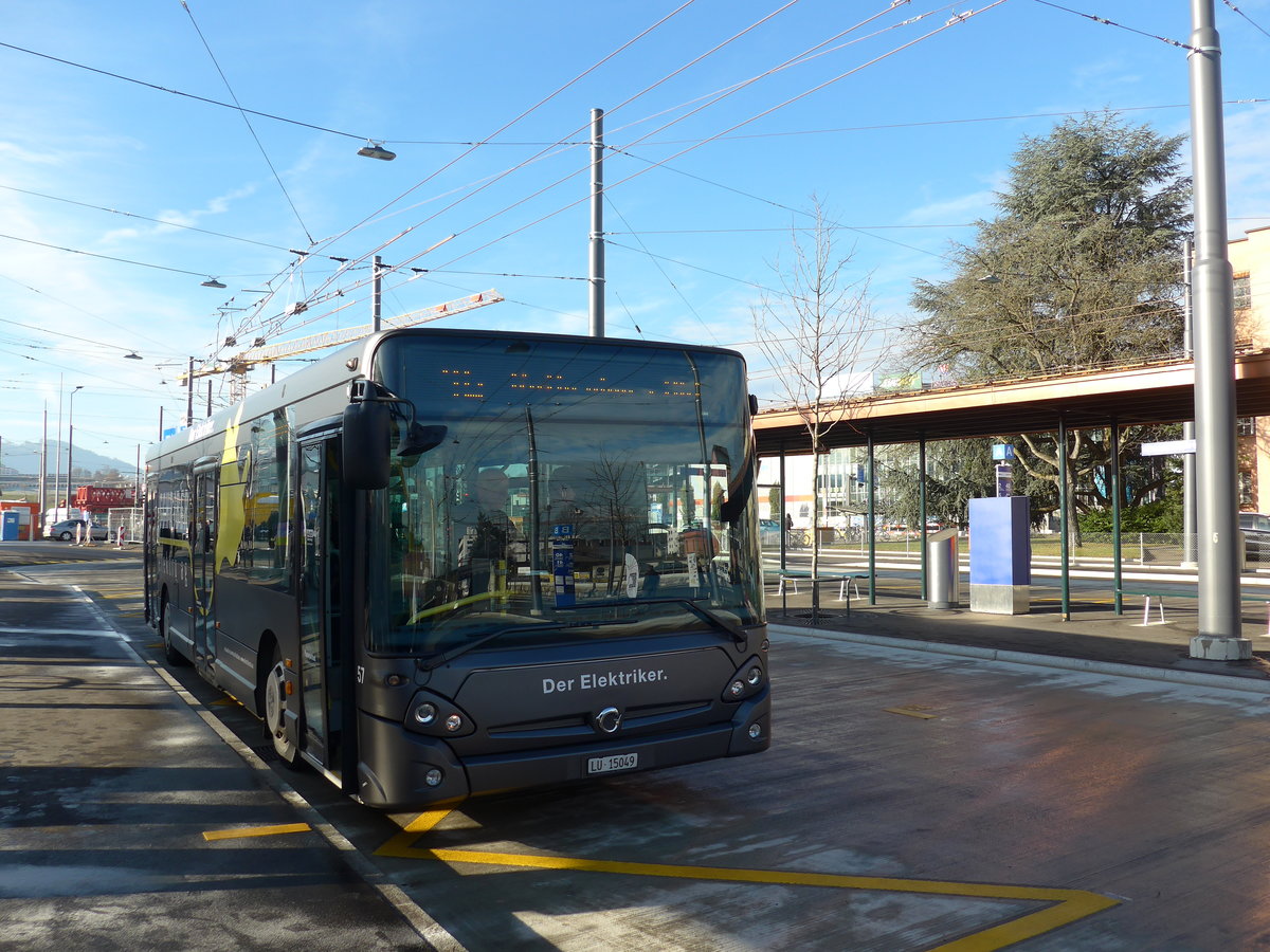 (177'149) - AAGR Rothenburg - Nr. 57/LU 15'049 - Irisbus am 11. Dezember 2016 beim Bahnhof Emmenbrcke Sd