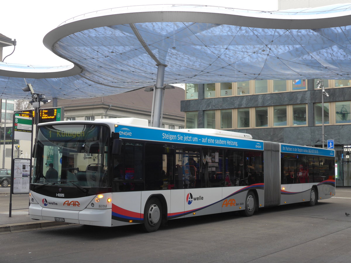 (177'300) - AAR bus+bahn, Aarau - Nr. 167/AG 435'167 - Scania/Hess am 24. Dezember 2016 beim Bahnhof Aarau