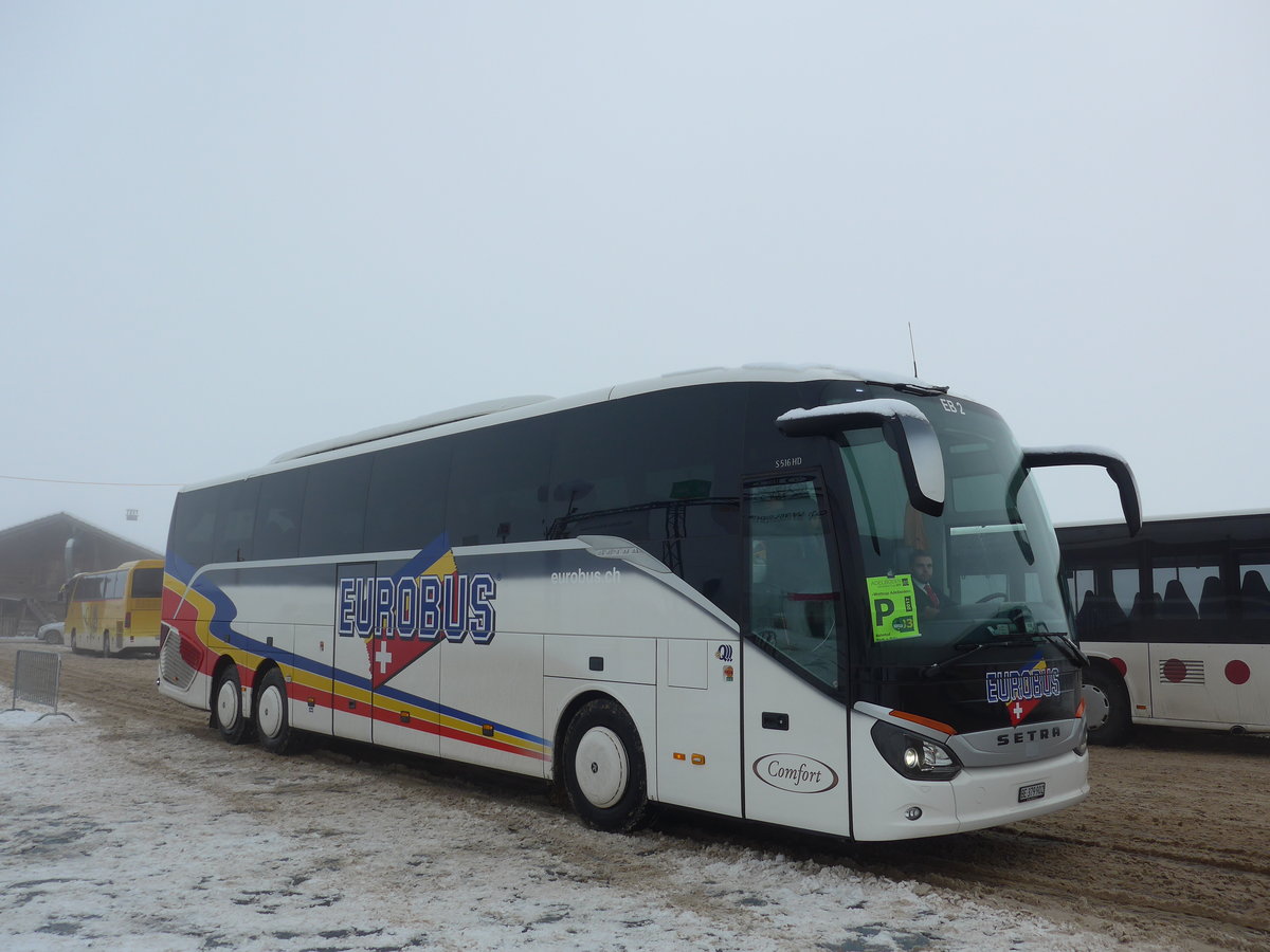 (177'974) - Eurobus, Bern - Nr. 2/BE 379'902 - Setra am 8. Januar 2017 in Adelboden, Weltcup