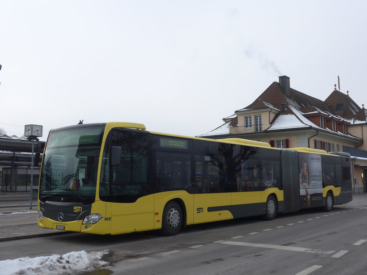 (178'149) - STI Thun - Nr. 165/BE 752'165 - Mercedes am 22. Januar 2017 beim Bahnhof Spiez