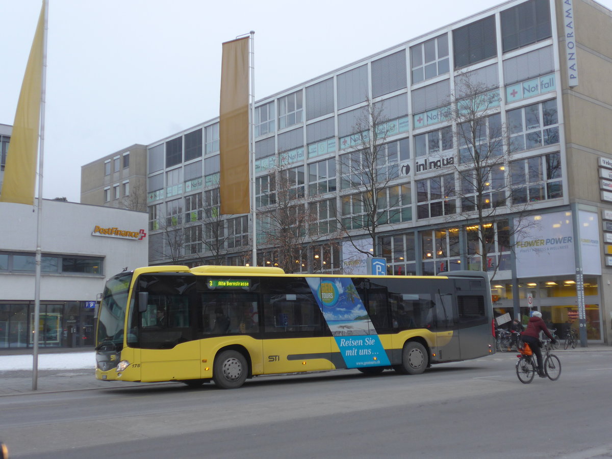 (178'160) - STI Thun - Nr. 178/BE 752'178 - Mercedes am 22. Januar 2017 beim Bahnhof Thun