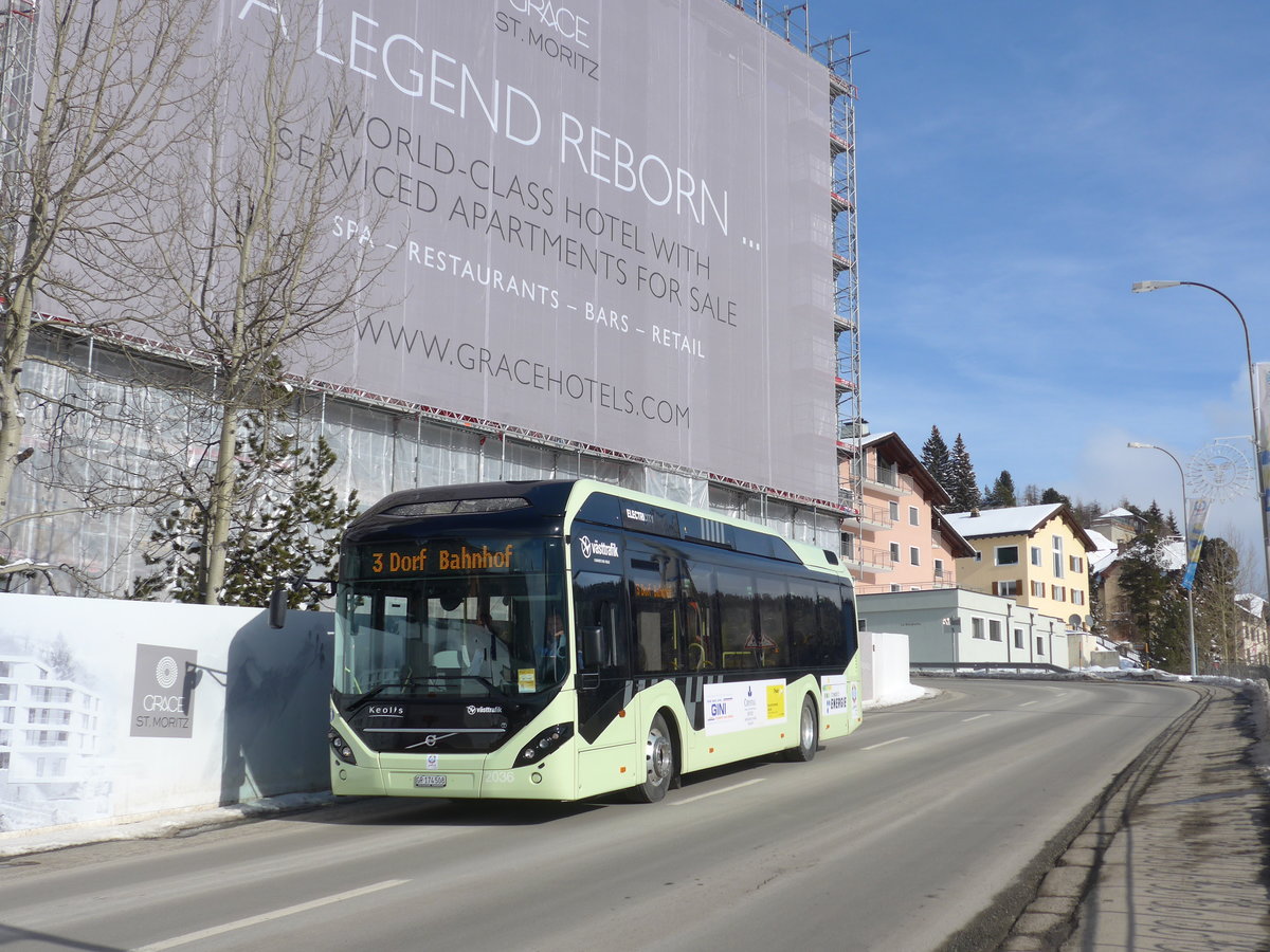 (178'386) - Aus Schweden: Keolis, Gteborg - Nr. 2036/GR 174'508 - Volvo am 9. Februar 2017 beim Bahnhof St. Moritz (Einsatz Chrisma)
