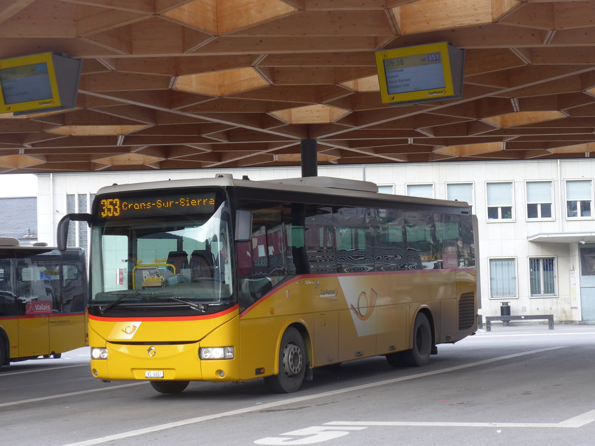 (178'946) - Mabillard, Lens - VS 4287 - Irisbus am 12. Mrz 2017 beim Bahnhof Sion