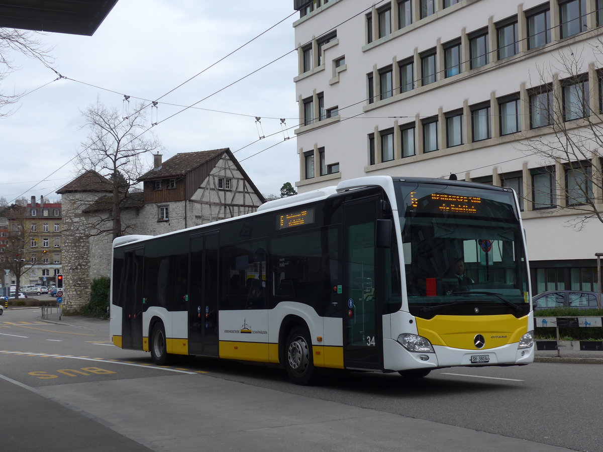(179'046) - VBSH Schaffhausen - Nr. 34/SH 38'034 - Mercedes am 20. Mrz 2017 beim Bahnhof Schaffhausen