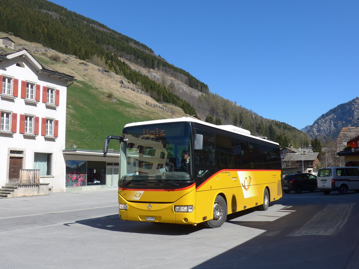 (179'550) - Fontana, Ilanz - Nr. 6/GR 11'775 - Irisbus am 14. April 2017 in Vals, Post
