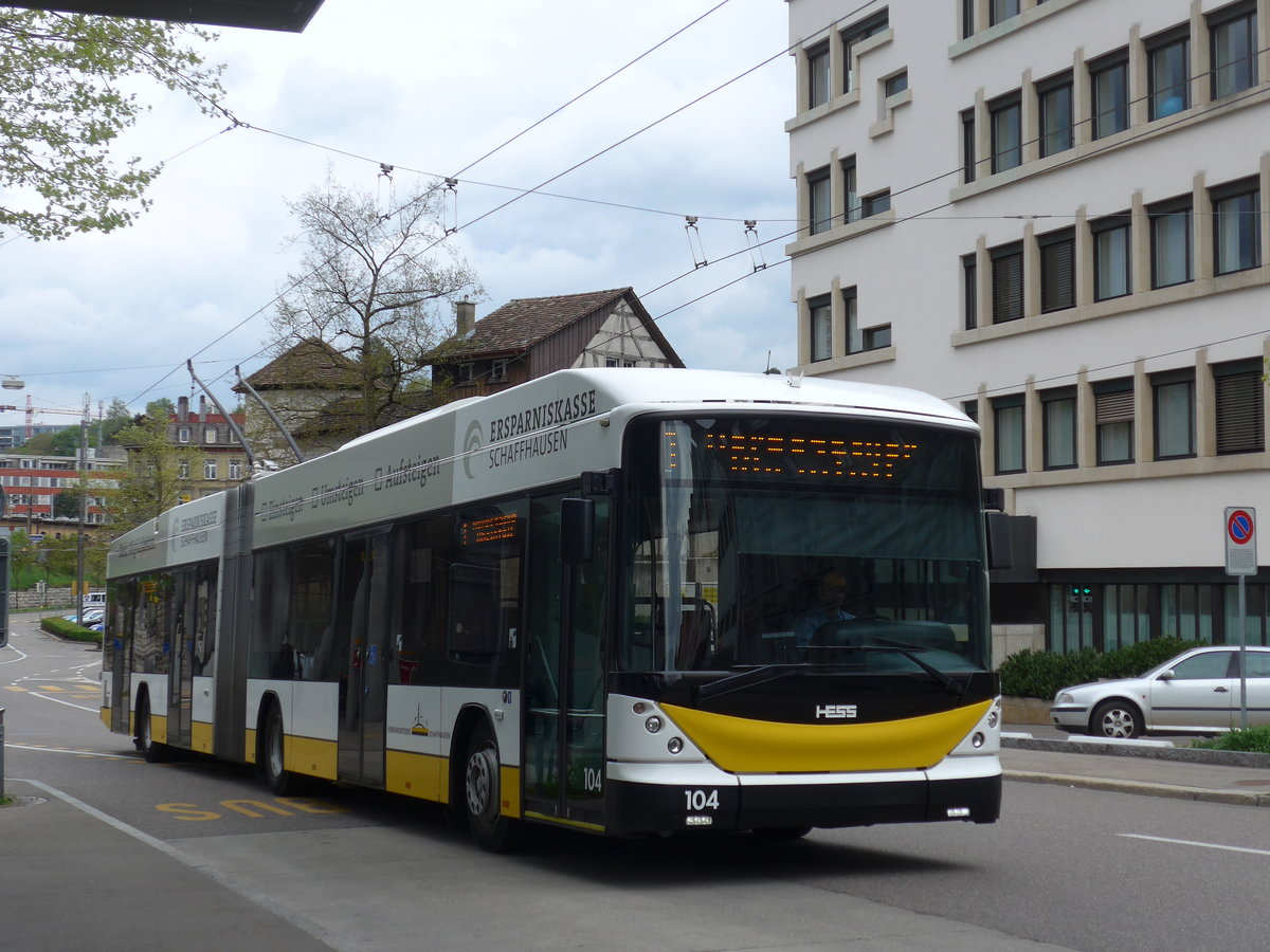 (179'675) - VBSH Schaffhausen - Nr. 104 - Hess/Hess Gelenktrolleybus am 17. April 2017 beim Bahnhof Schaffhausen