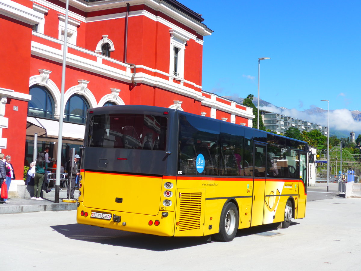 (180'034) - AutoPostale Ticino - Nr. 301/TI 215'207 - Rizzi-Bus (ex P 23'251) am 13. Mai 2017 beim Bahnhof Lugano