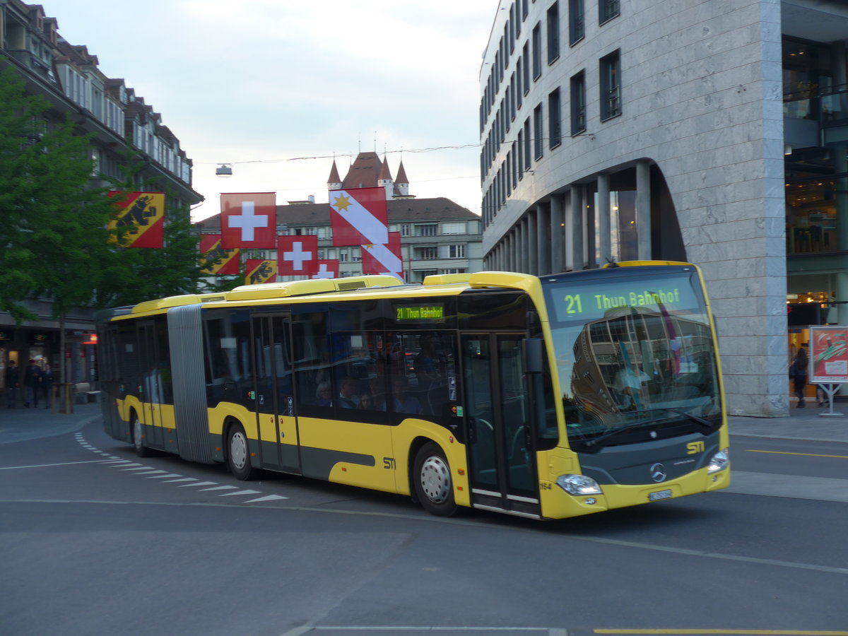 (180'159) - STI Thun - Nr. 164/BE 752'164 - Mercedes am 17. Mai 2017 beim Bahnhof Thun