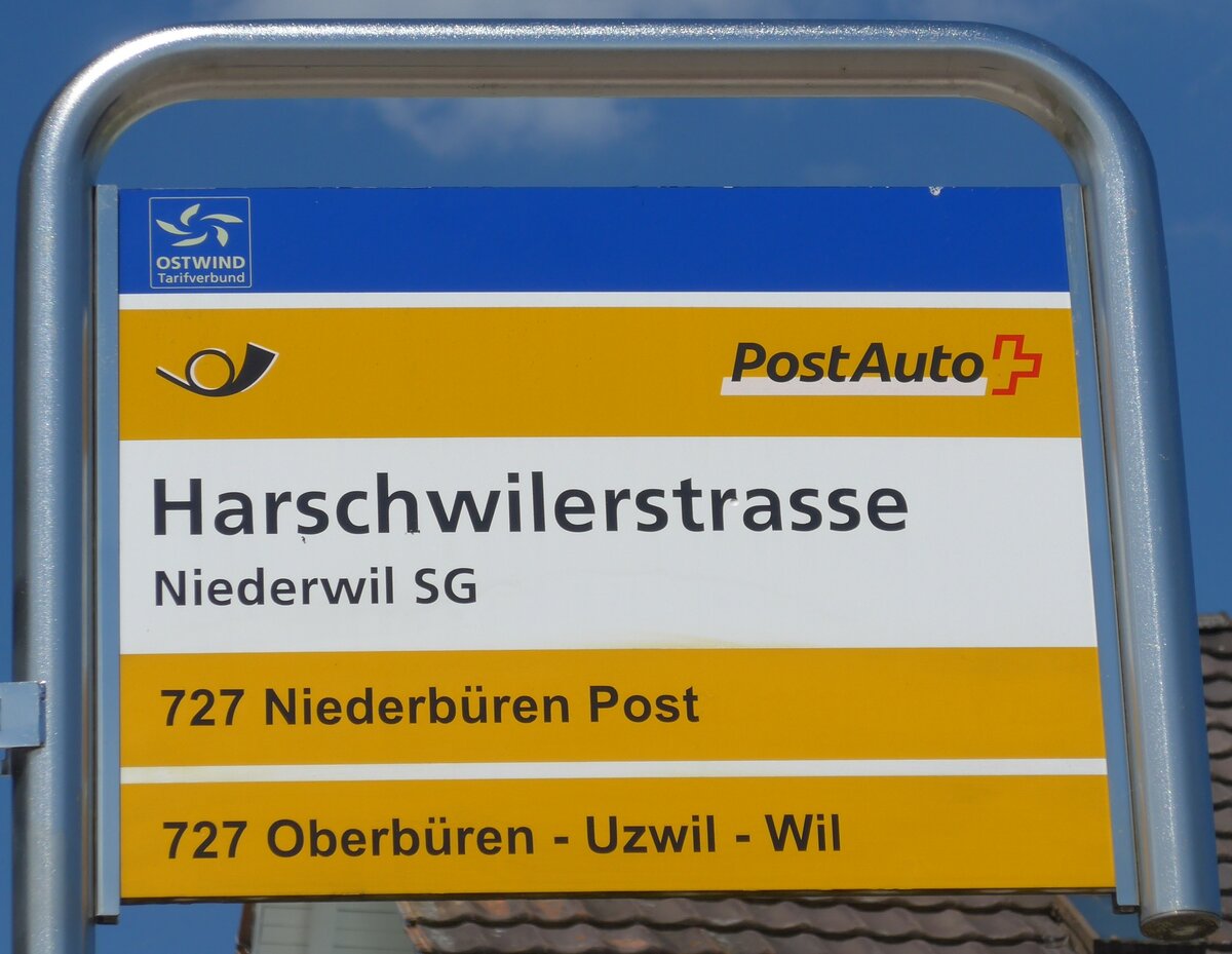 (180'200) - PostAuto-Haltestellenschild - Niederwil SG, Harschwilerstrasse - am 21. Mai 2017