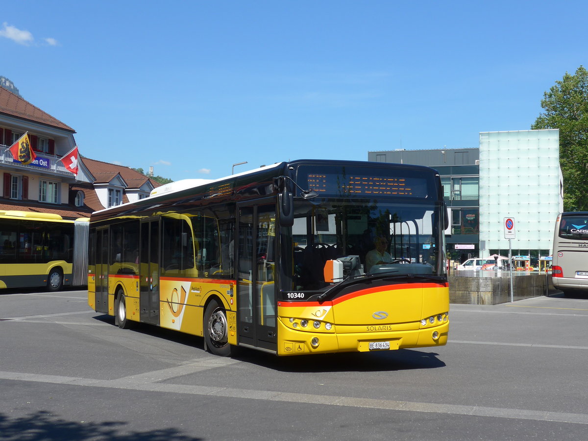 (181'019) - PostAuto Bern - BE 836'434 - Solaris (ex Nr. 581) am 11. Juni 2017 beim Bahnhof Interlaken Ost