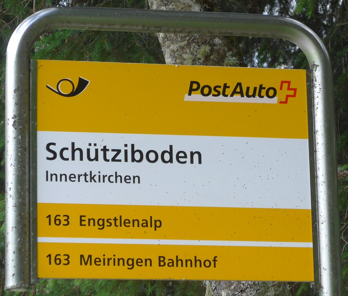 (182'127) - PostAuto-Haltestellenschild - Innertkirchen, Schtziboden - am 16. Juli 2017