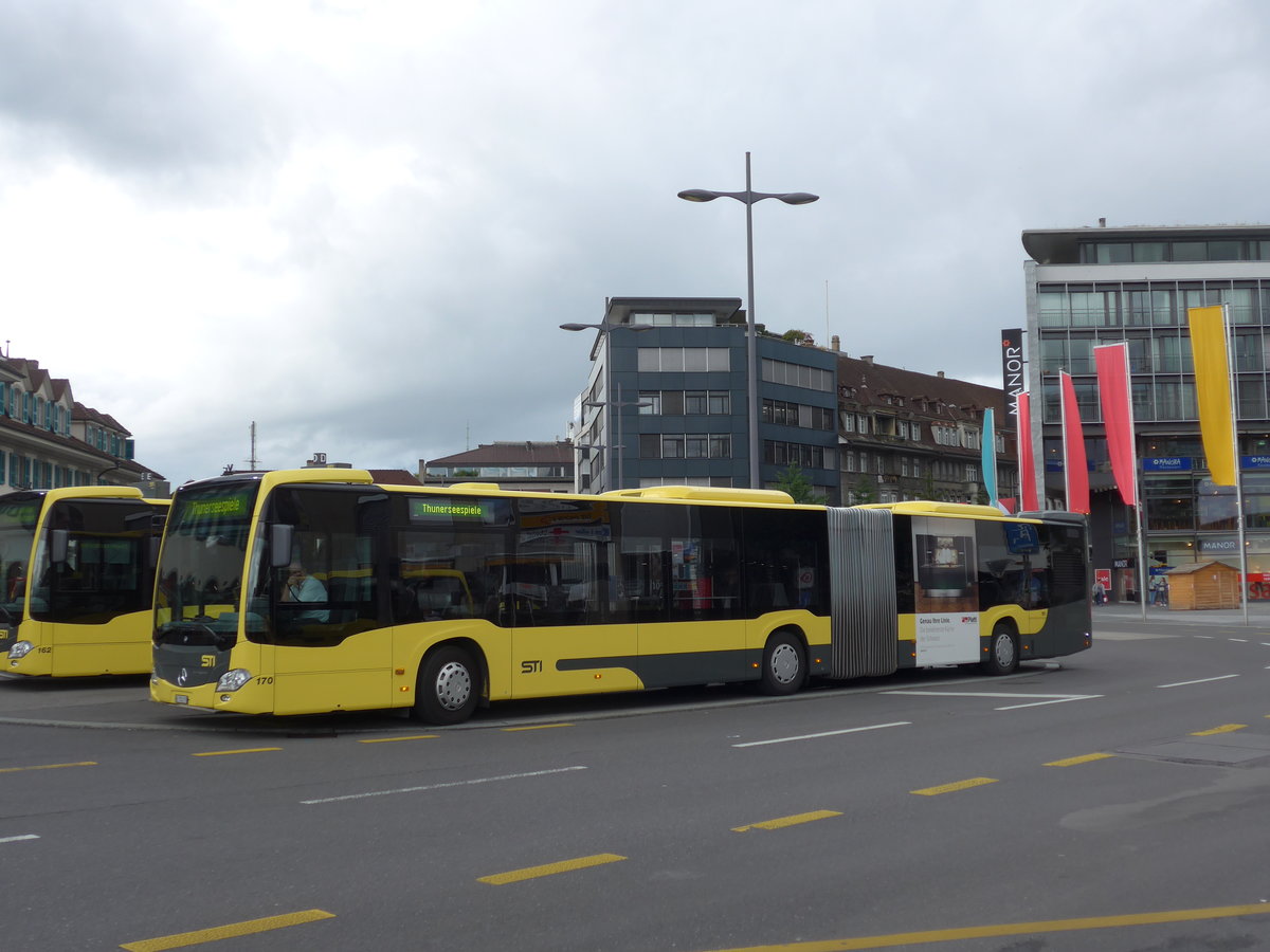 (182'298) - STI Thun - Nr. 170/BE 752'170 - Mercedes am 25. Juli 2017 beim Bahnhof Thun