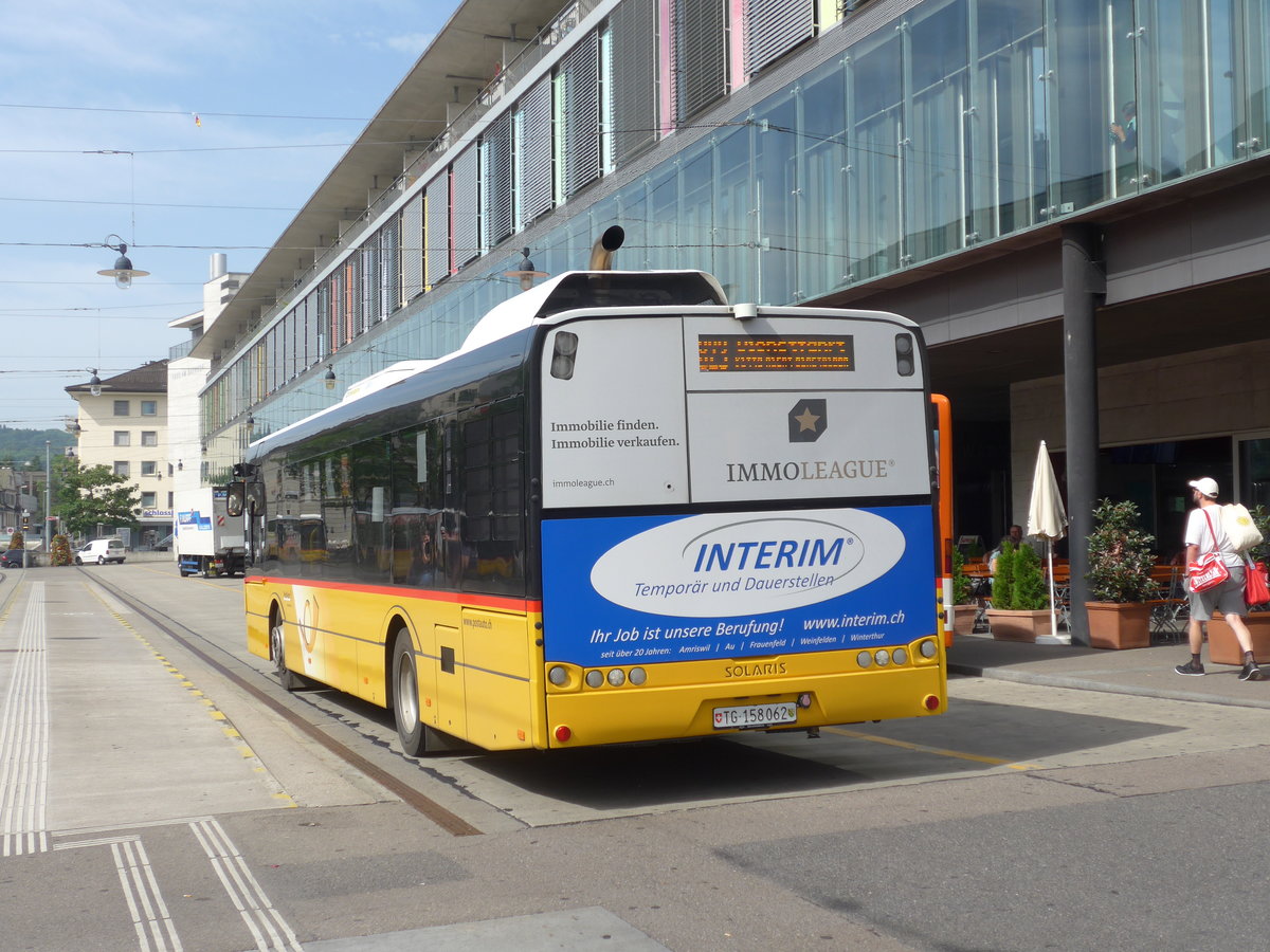 (182'560) - PostAuto Ostschweiz - TG 158'062 - Solaris am 3. August 2017 beim Bahnhof Frauenfeld