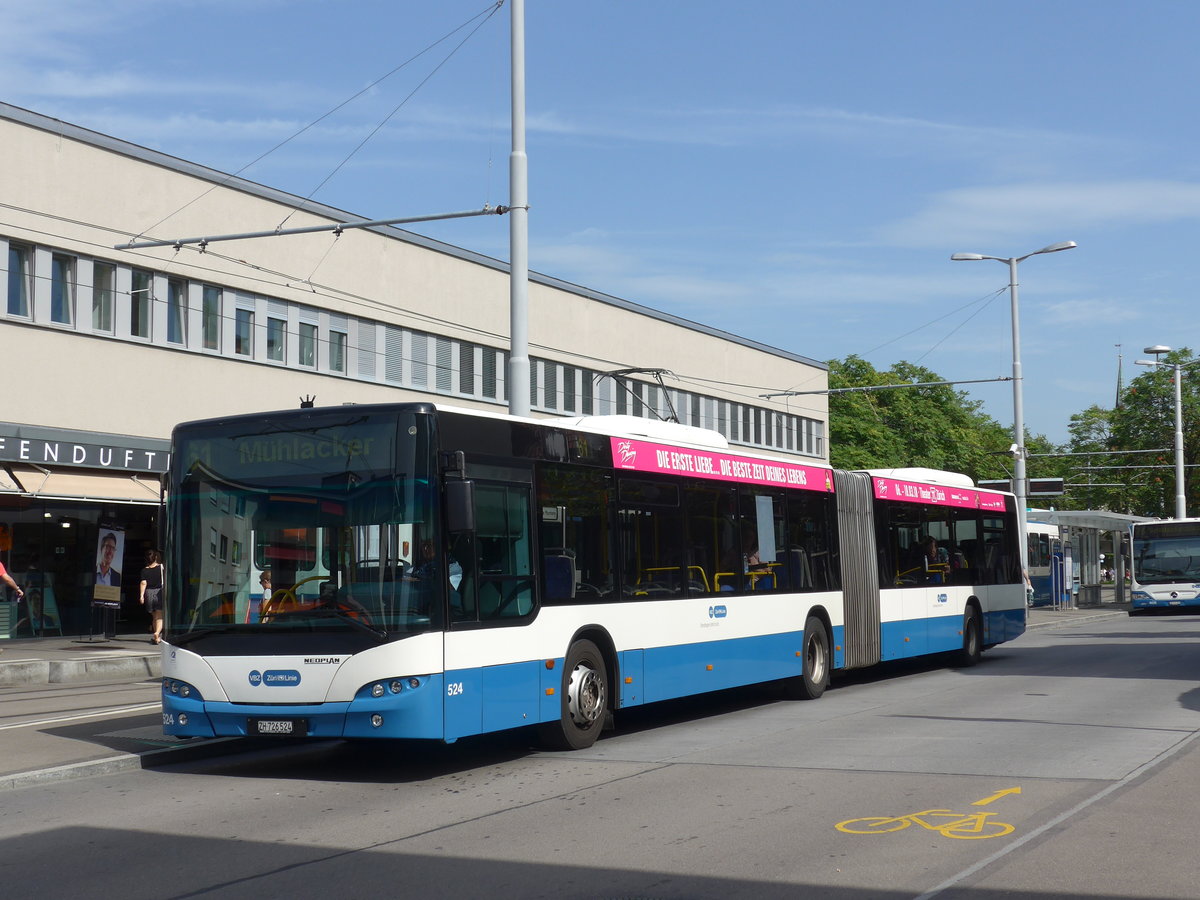 (182'679) - VBZ Zrich - Nr. 524/ZH 726'524 - Neoplan am 4. August 2017 in Zrich, Schwamendingerplatz