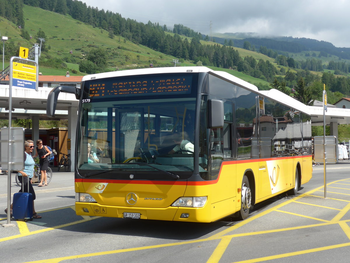 (182'717) - PostAuto Graubnden - GR 159'302 - Mercedes am 5. August 2017 beim Bahnhof Scuol-Tarasp