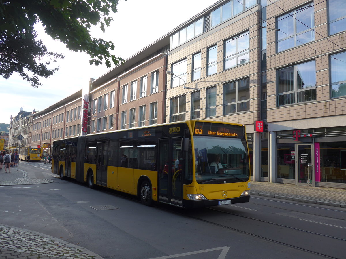 (183'144) - DVB Dresden - Nr. 459'010/DD-VB 1310 - Mercedes am 9. August 2017 in Dresden, Schillerplatz
