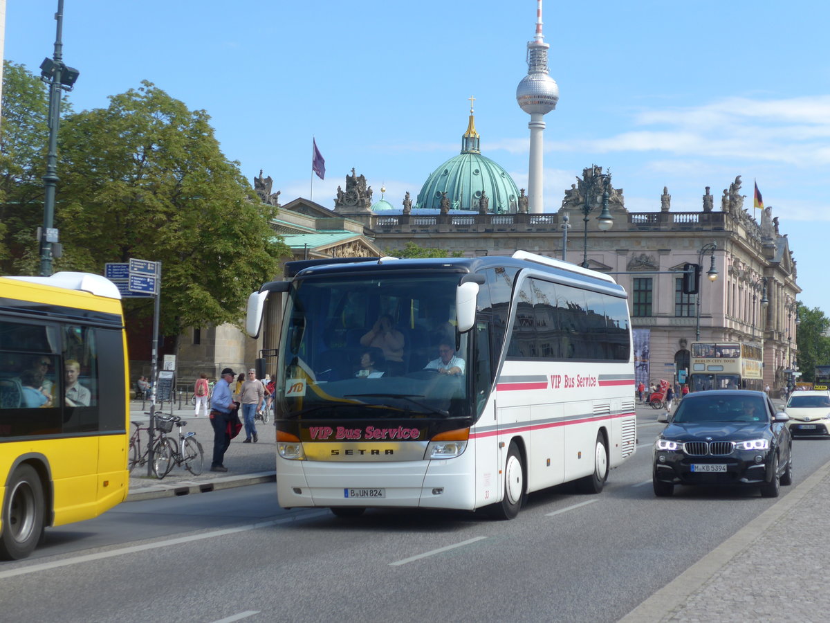 (183'335) - VIP Bus Service, Berlin - B-UN 824 - Setra am 10. August 2017 in Berlin, Staatsoper