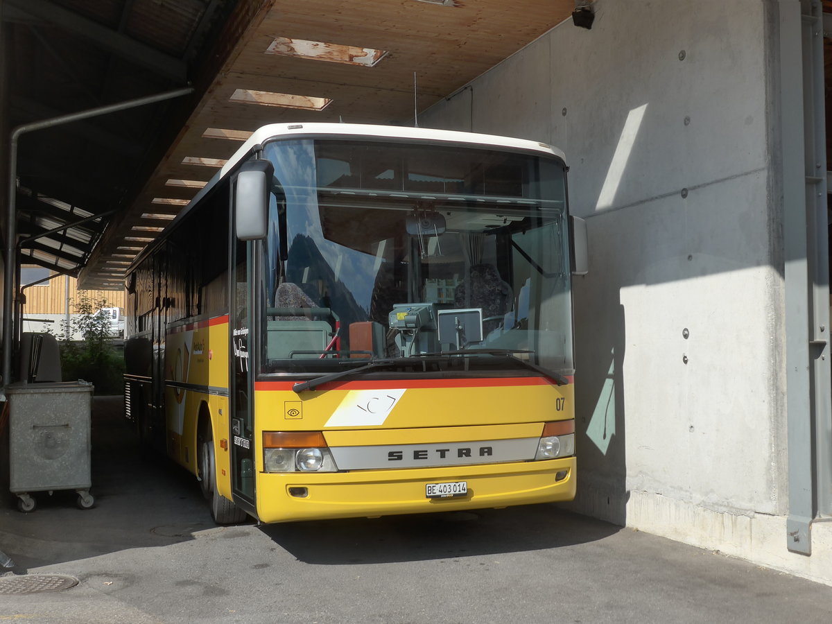(183'966) - Kbli, Gstaad - Nr. 7/BE 403'014 - Setra am 24. August 2017 in Gstaad, Garage